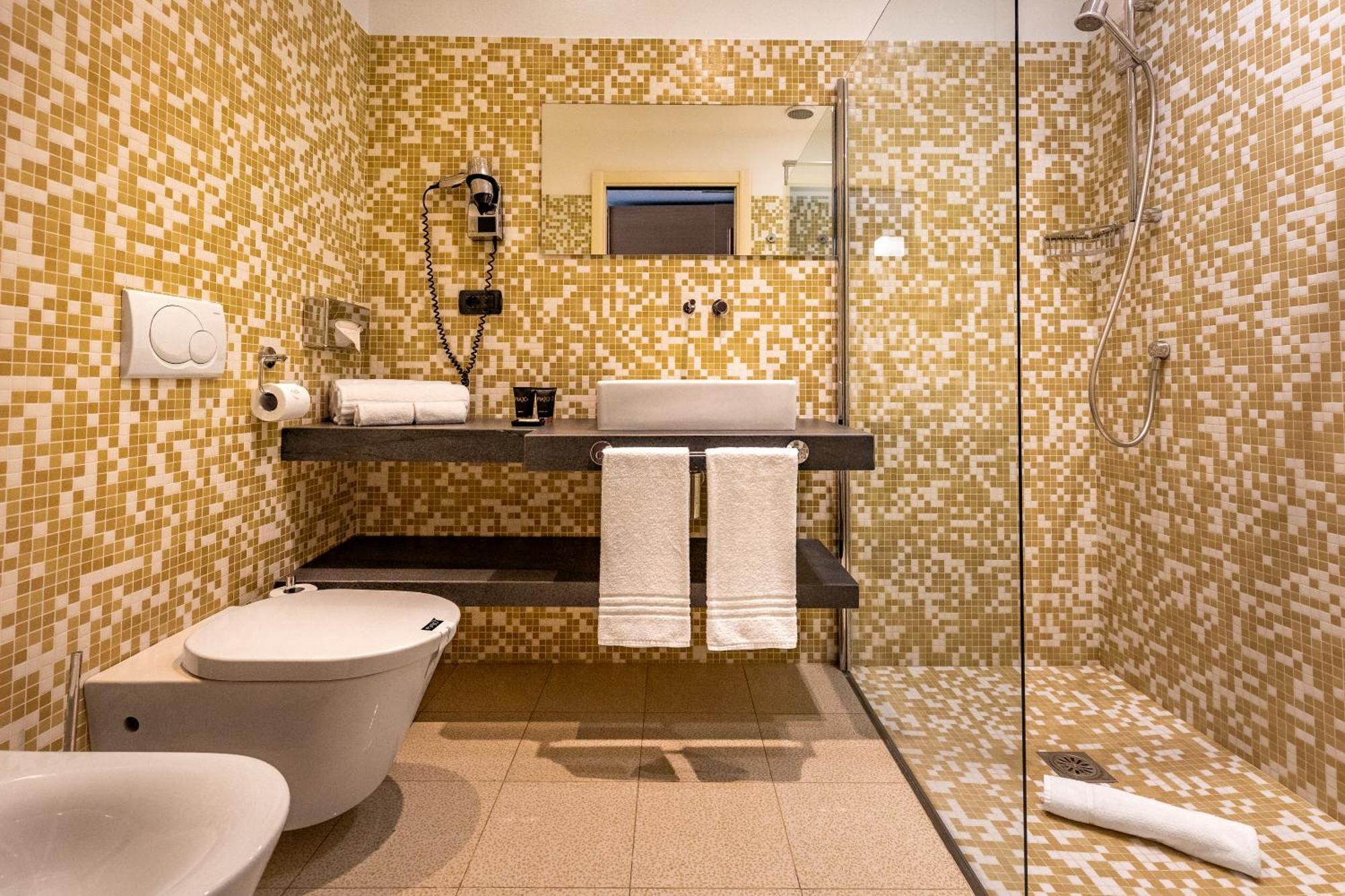 Phi Hotel Piajo Nembro ภายนอก รูปภาพ