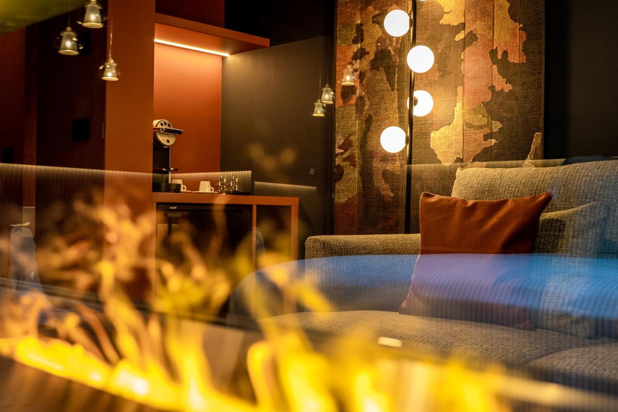 Phi Hotel Piajo Nembro ภายนอก รูปภาพ